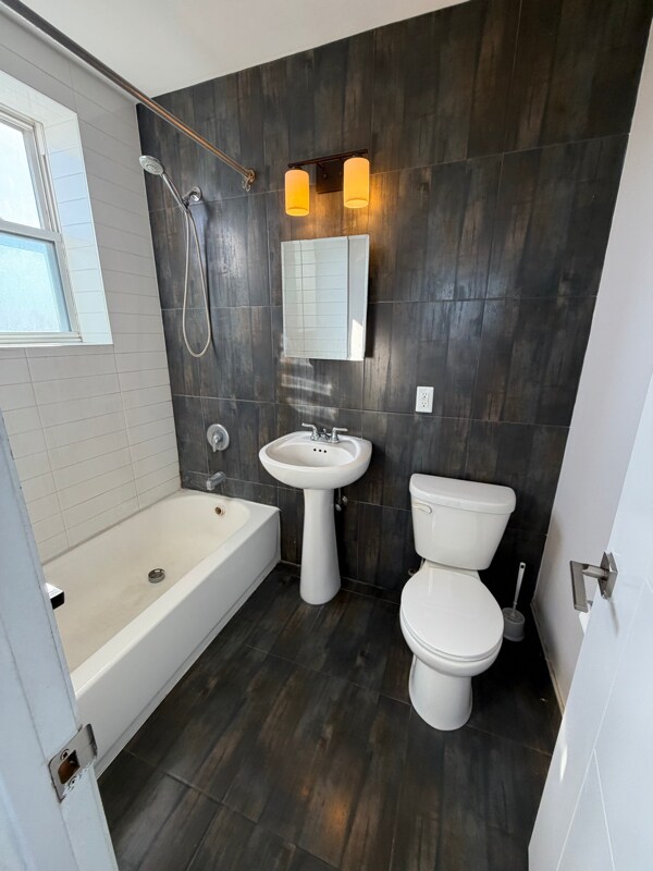 Foto del edificio - 106 N Grove St