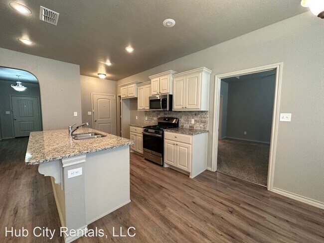 Building Photo - 3 br, 2 bath House - 8708 18th St