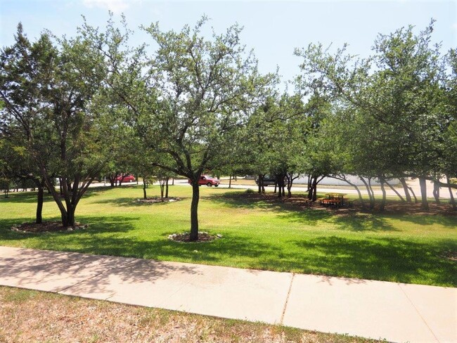 Building Photo - 1705 Honey Creek Ln