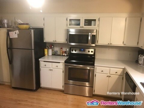 Foto del edificio - 2307 40th Ave NE