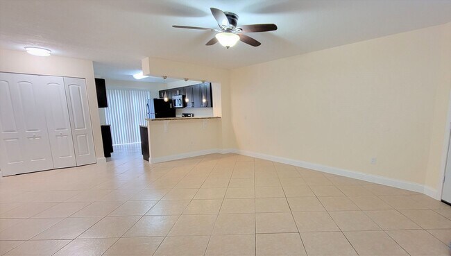 Foto del edificio - WINTER PARK: Goldenrod Condo - Ground Floo...