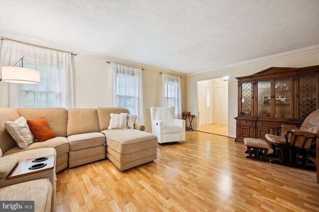 Foto del edificio - 11828 Dinwiddie Dr