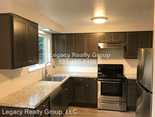 Building Photo - 1309-1311 Fox Ln