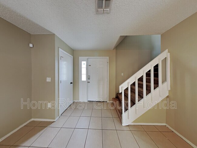 Foto del edificio - 3421 Cove Ct E