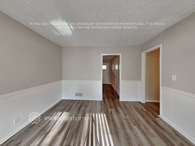 Foto del edificio - 1948 Englewood Way SW