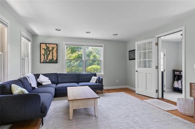 Foto del edificio - 30 Battery Ln