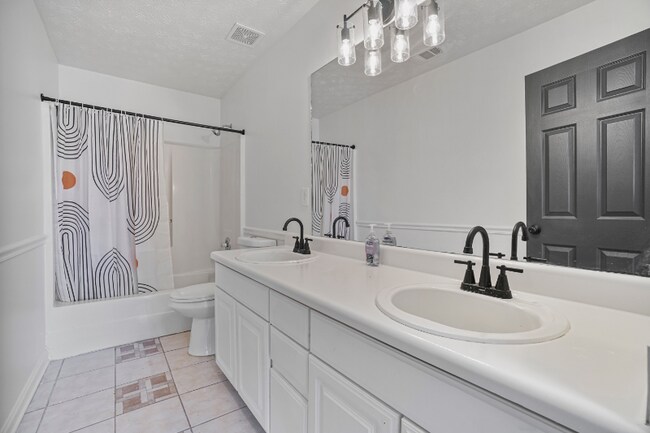 Foto del edificio - 2280 Carrington Dr