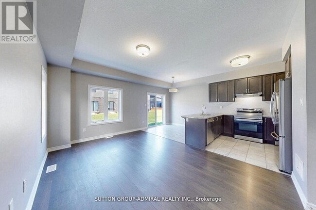 Building Photo - 18 Copeman Ave