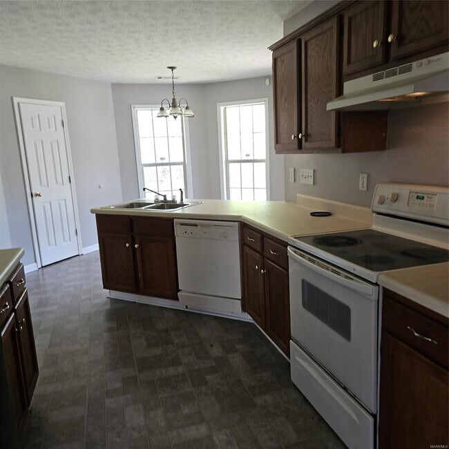 Foto del edificio - 6043 Hobbie Brook Cove