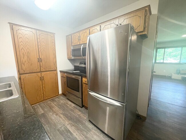 Foto del edificio - 312-311 11th Ave SE