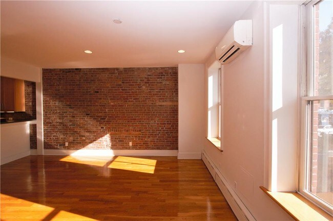 Building Photo - 477 Bergen Street