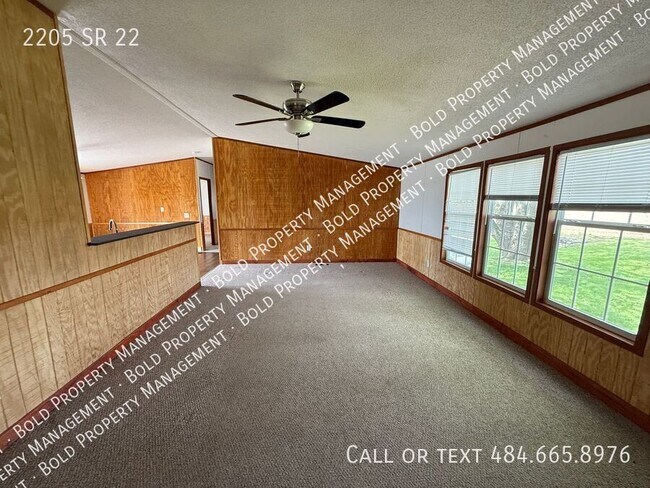 Foto del edificio - 2205 SR 22