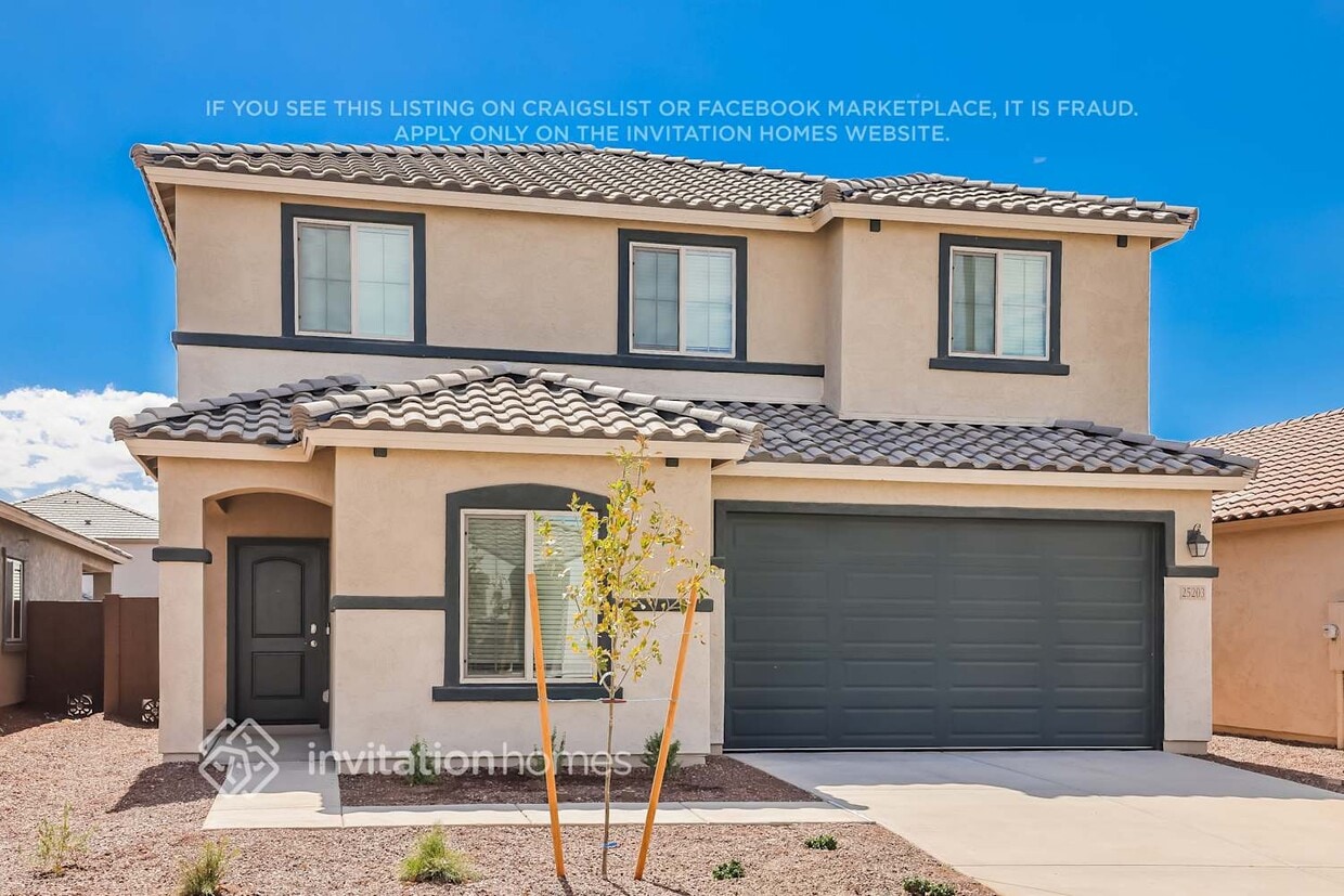 Foto principal - 25203 W Chipman Rd