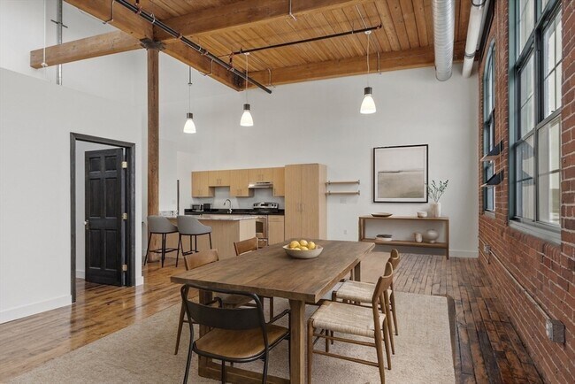 Building Photo - 1 Westinghouse Plaza