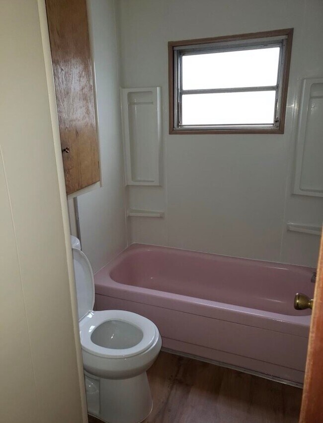 25043 Marek Rd, Los Molinos, CA 96055 House Rental in Los Molinos, CA