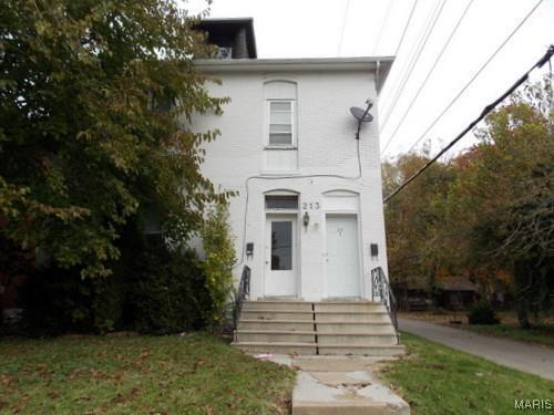 Foto principal - 213 E Garfield St