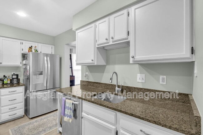 Foto del edificio - 4328 Gypsy Ct