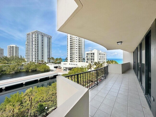 Foto del edificio - 4200 N Ocean Dr