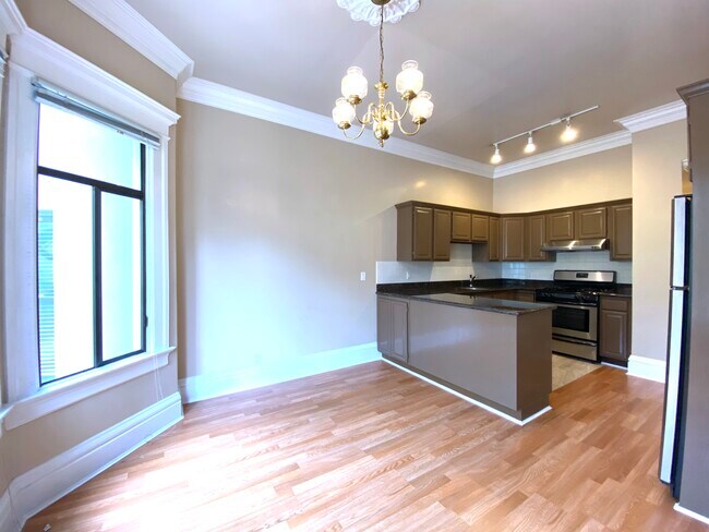 Foto del edificio - 115 Sanchez St