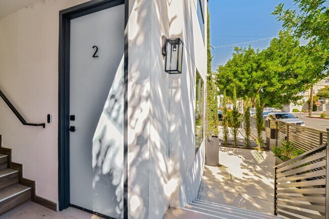 Foto del edificio - 249 N Bonnie Brae St