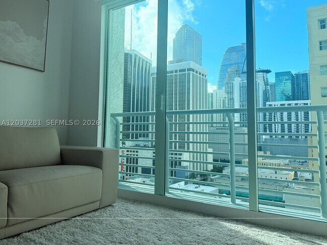 Foto del edificio - 133 NE 2nd St