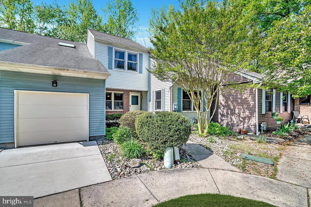 19 Norwood Ct, Medford, NJ 08055 Townhome Rentals in Medford NJ