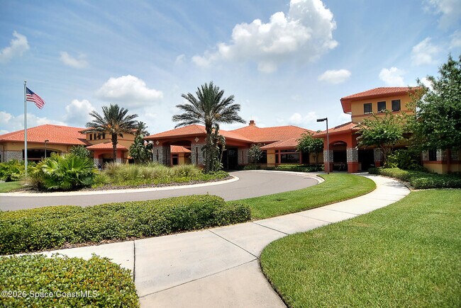 Foto del edificio - 6848 Toland Dr