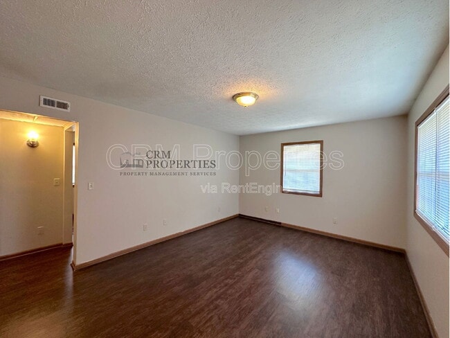 Foto del edificio - 1326 S Waugh St