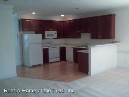 Foto del edificio - 2 br, 2.5 bath House - 4427 Piedmont Trace