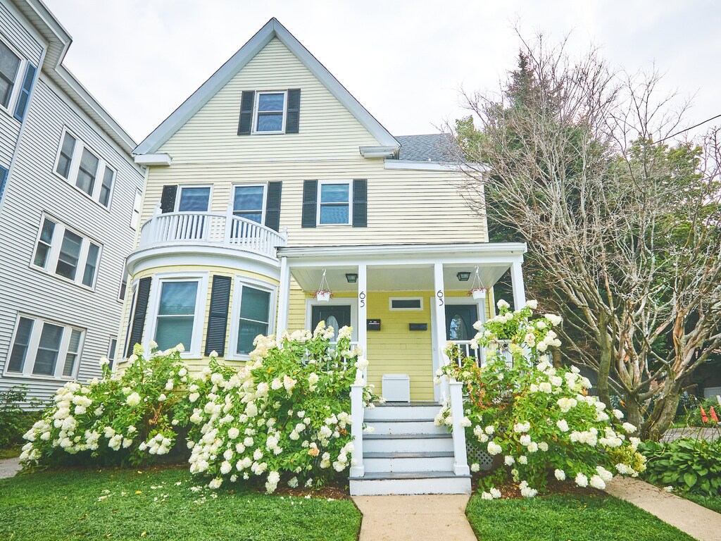 Primary Photo - 63 PARKER STREET