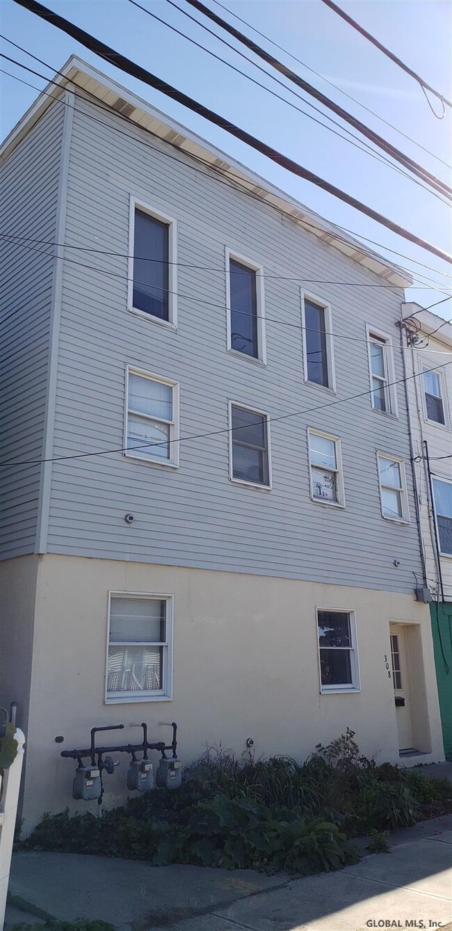 Building Photo - 308 East St