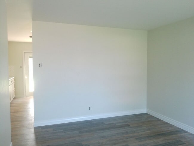Building Photo - 3022 Bimini Dr