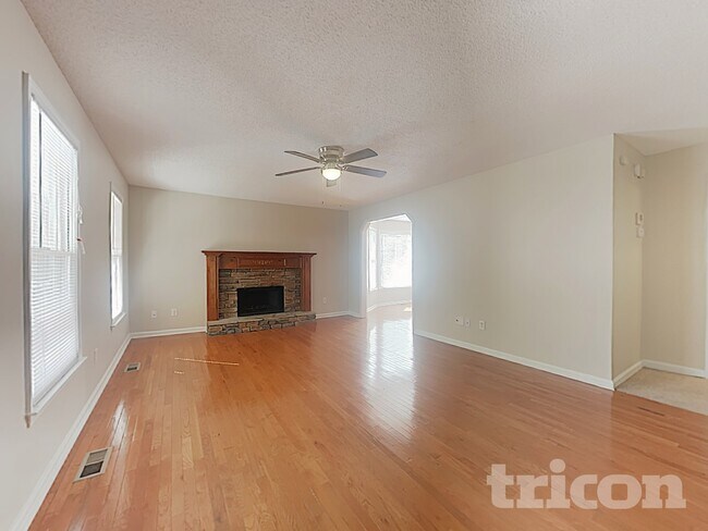 Foto del edificio - 447 Kent Ln