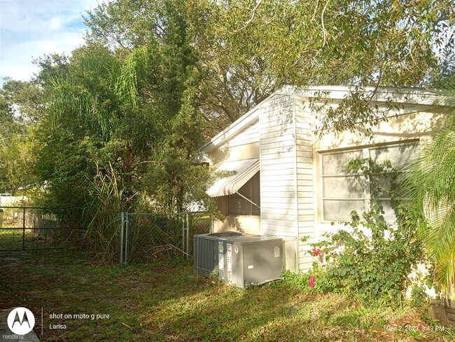 Building Photo - 2 br, 1 bath House - 13826 1st St