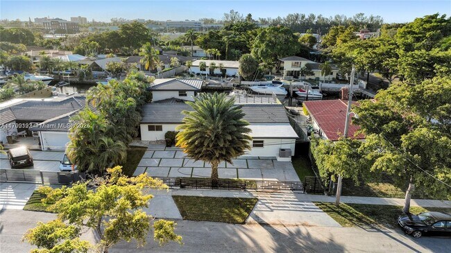 Foto del edificio - 12940 Auralia Rd