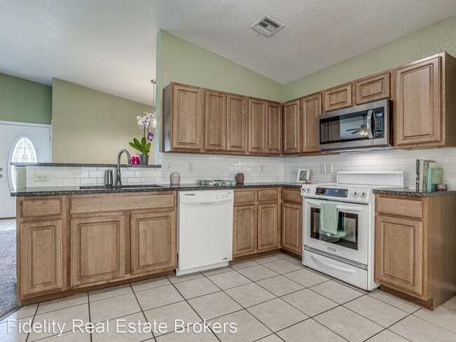 Building Photo - 3 br, 2 bath House - 1620 NW 147th st Edmond