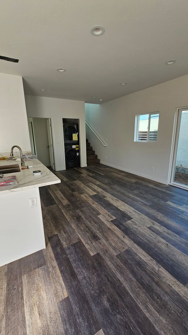 Building Photo - AVAILABLE FOR MOVE IN NOW!! Gorgeous brand...
