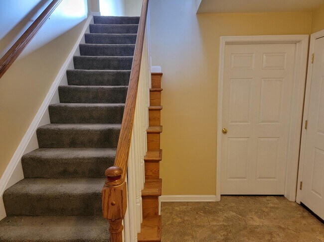 Foto del edificio - 2006 Greystone Dr