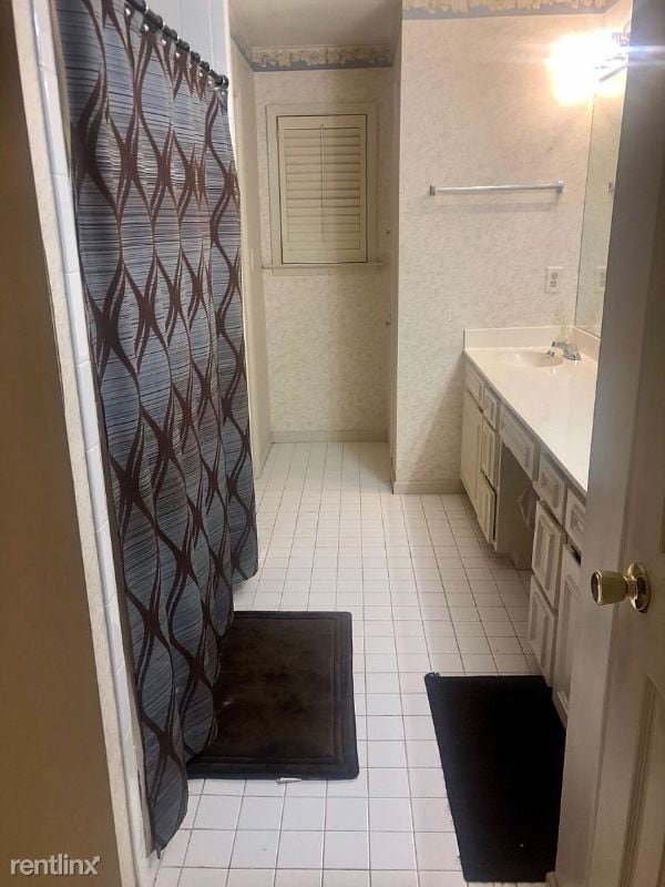 Building Photo - 3 br, 3 bath Townhome - 509 S Clayton St