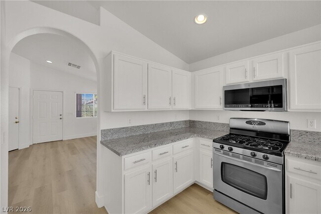 Building Photo - 2315 Little Italy Ave