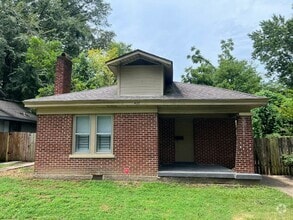 Building Photo - 477 Marianna St