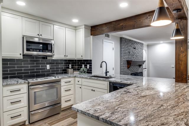 Building Photo - 7407 Wellcrest Dr