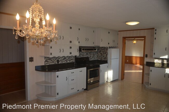 Foto del edificio - 3 br, 3 bath House - 4757 Kester Mill Road