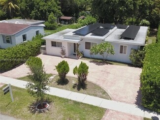 Building Photo - 85 NW 126th St