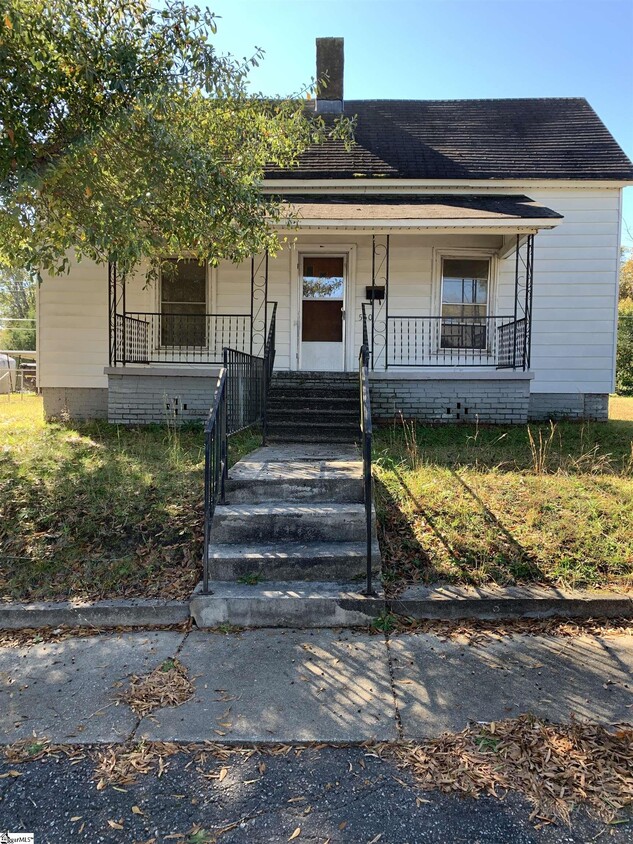 Primary Photo - 550 Buncombe St