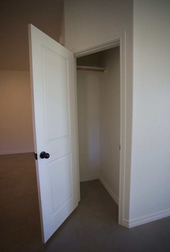 Foto del edificio - 4144 Long Creek Lane