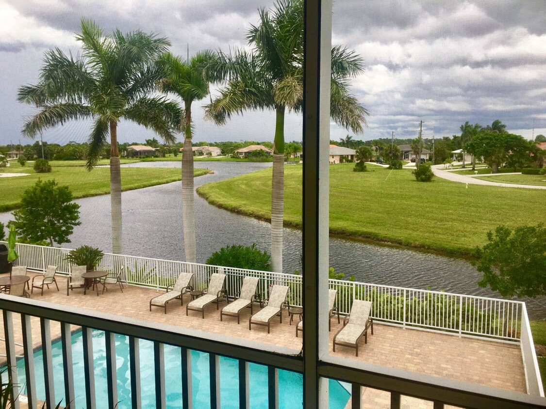 Foto principal - 3 br, 2 bath House - 17084 Acapulco Road #223