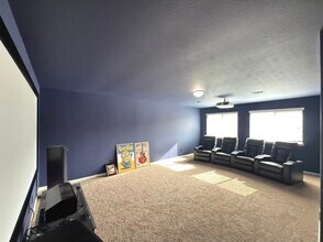 Building Photo - 2814 Ridgeglen Ln