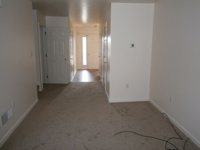 Foto del edificio - 110 Oak Ridge Ln