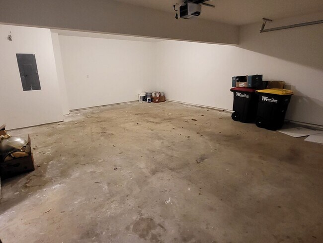 Foto del edificio - 3318 Lenehan Ln